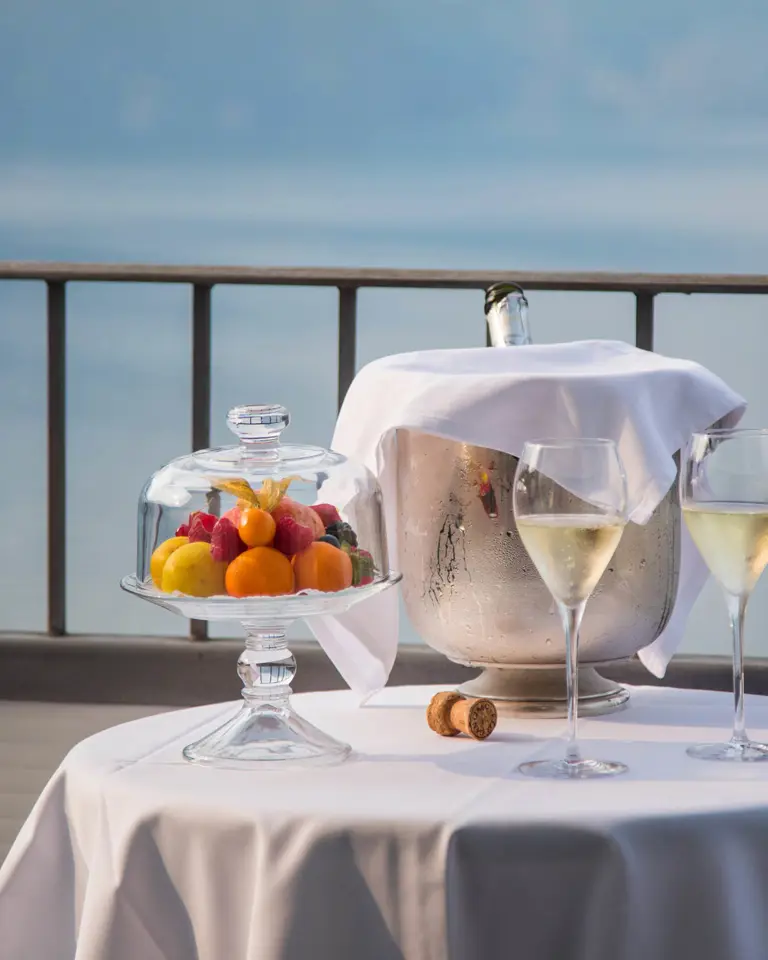 Hotel Lugano Lido Seegarten Suite With Lake View 0162
